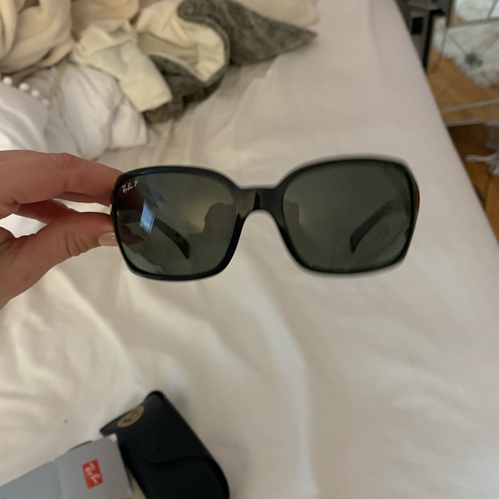 Ray Bans - Picture 6 of 9